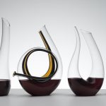 5 decanter della marca Riedel